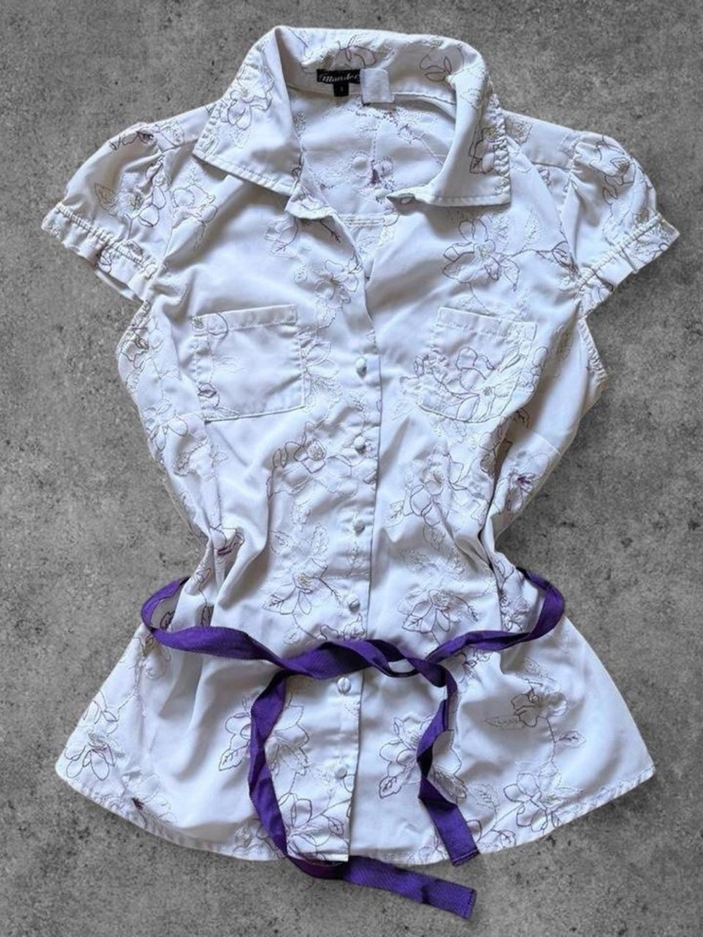 ‼️SOLD‼️Y2K White & Purple Button Down Top